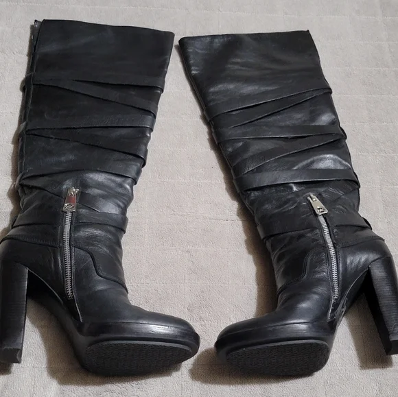 Michael Kors boots - Picture 7 of 7